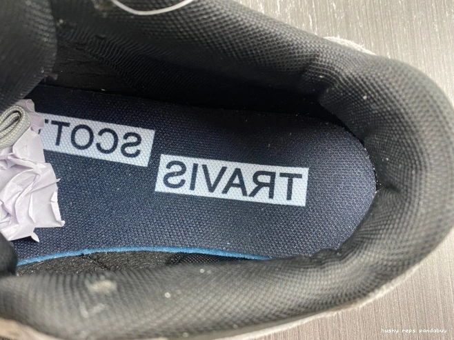 Cheap Husky TRAVIS FZ8117-001 SCOTT CUT CHECK X JORDAN THE 0810